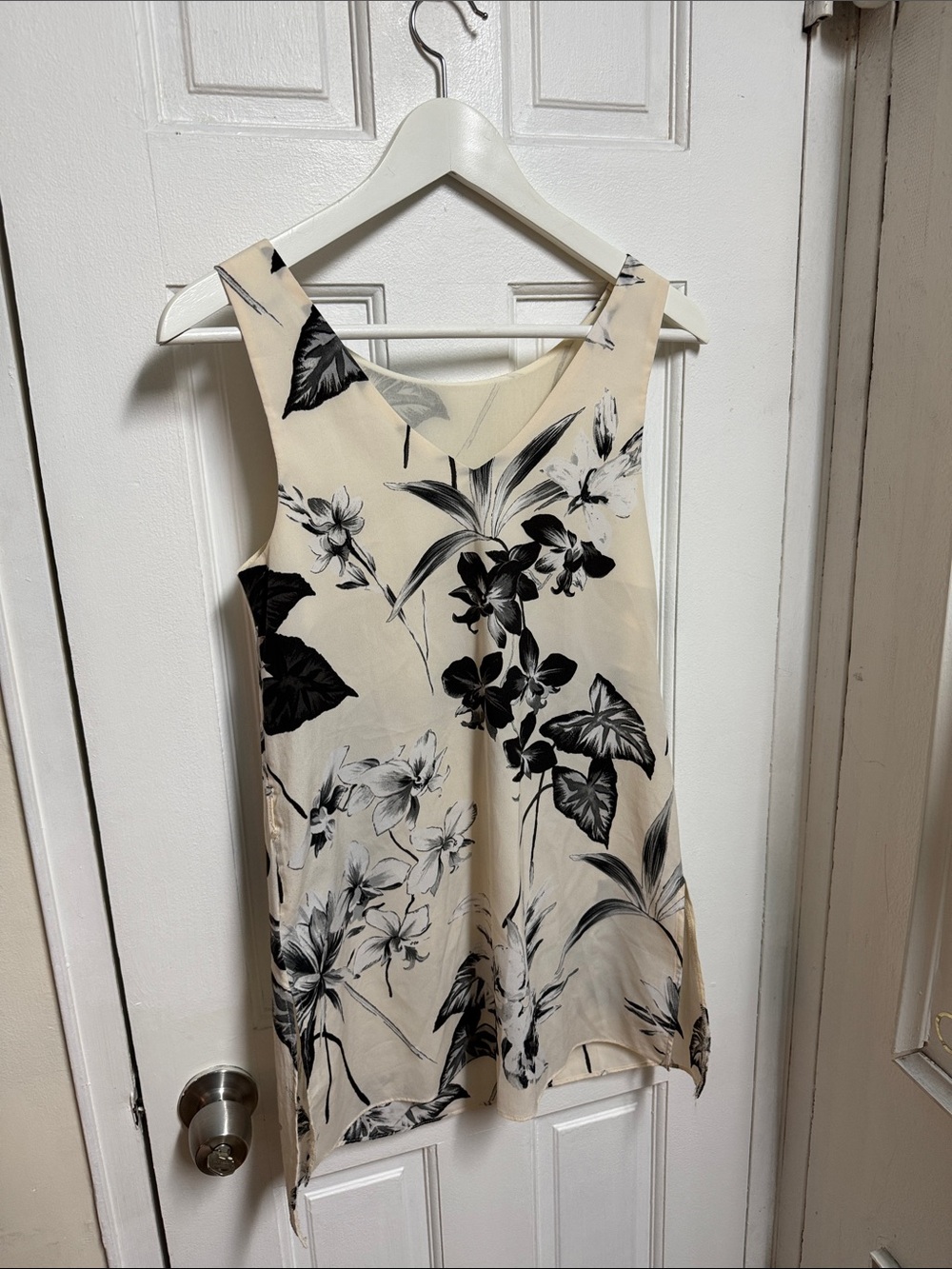 Dorothy Perkins Cream and Black Floral Dress